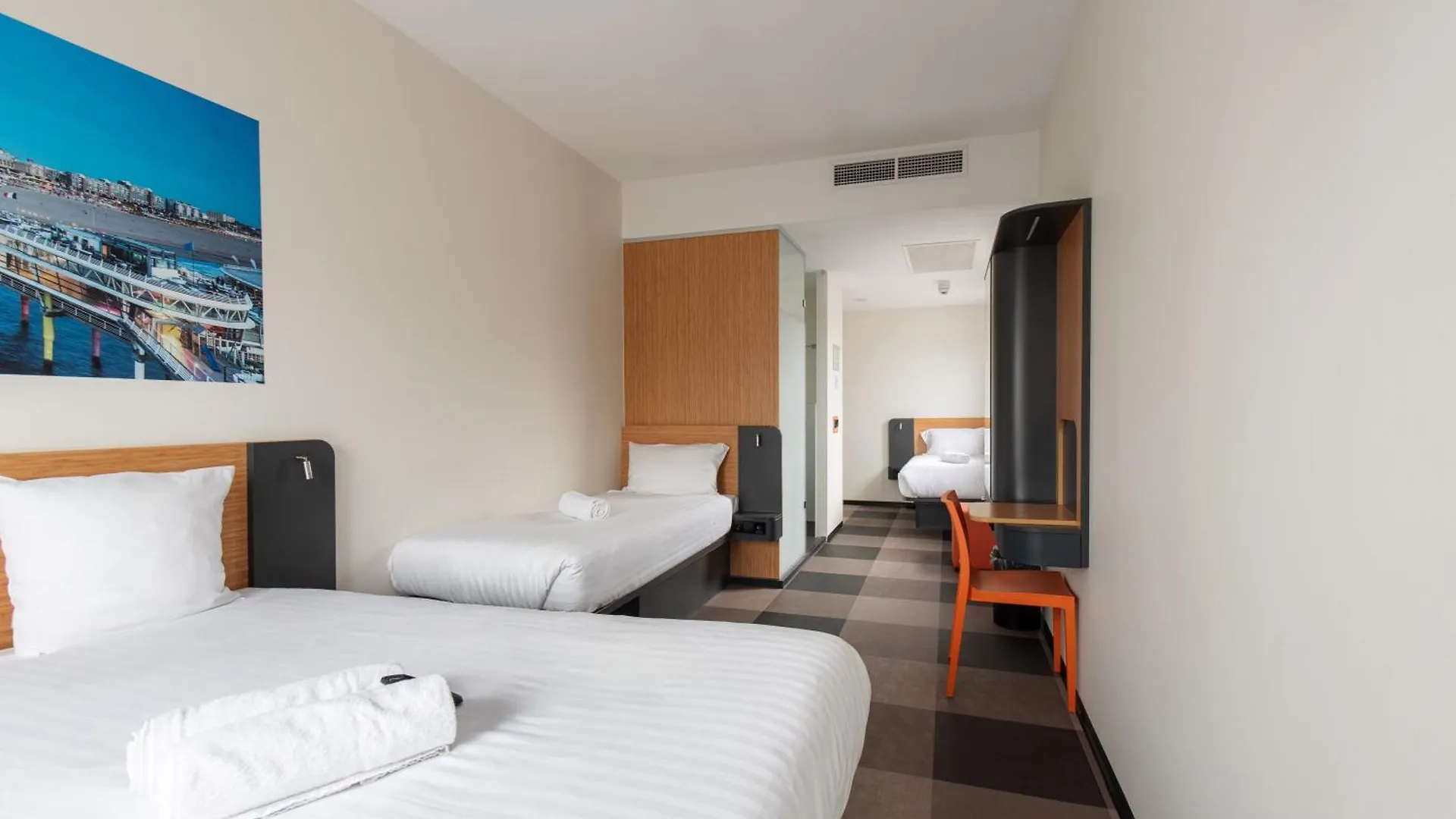 Easyhotel The Hague Scheveningen Beach Hotell