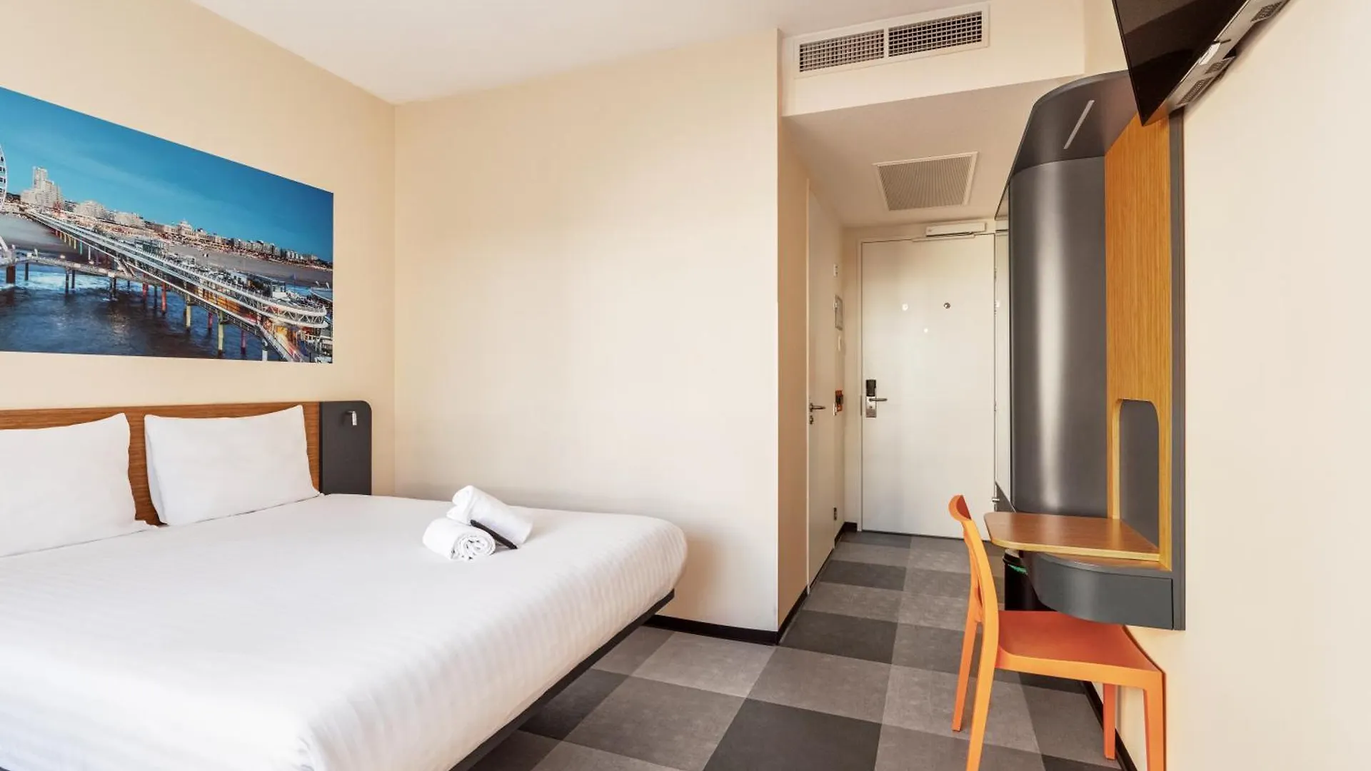 Easyhotel The Hague Scheveningen Beach Nederländerna